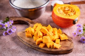 Быстрый сладкий пирог на кефире с тыквой