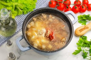 Гуляш из свинины как в советской столовой Гуляш из свинины как в советской столовой