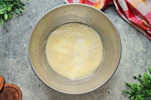 Рулетики с корицей и глазурью Рулетики с корицей и глазурью