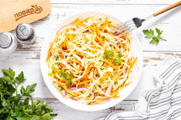 Салат из свежей капусты