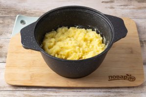 Картофельная запеканка с сосисками и грибами Картофельная запеканка с сосисками и грибами