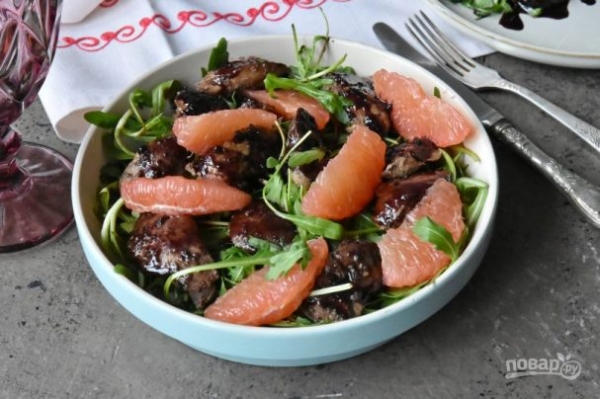 Куриная печень по-анжуйски Куриная печень по-анжуйски