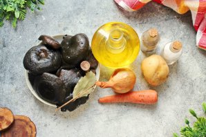 Суп с груздями Суп с груздями