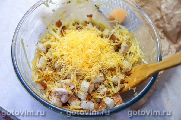 Запеканка с мясом, сухариками и картошкой Запеканка с мясом, сухариками и картошкой