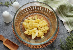 Окрошка с горчицей и сметаной на квасе Окрошка с горчицей и сметаной на квасе