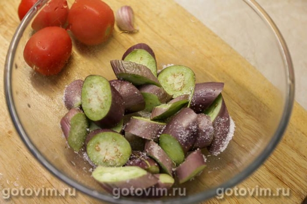 Салат с хрустящими баклажанами Салат с хрустящими баклажанами