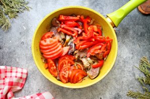 Говяжьи губы с овощами Говяжьи губы с овощами