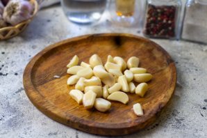 Чеснок в яблочном уксусе Чеснок в яблочном уксусе