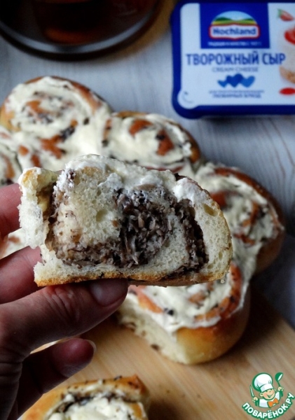 Булочки с грибами под сырной глазурью