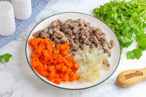 Заливное "Провансаль" из говядины Заливное "Провансаль" из говядины