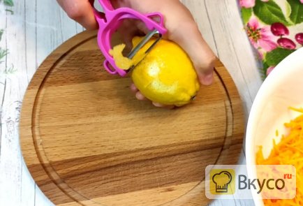 Насыпной пирог с тыквой и лимоном