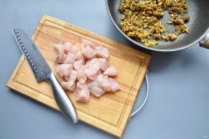 "Корма карри" с курицей "Корма карри" с курицей