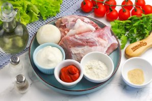 Гуляш из свинины как в советской столовой Гуляш из свинины как в советской столовой