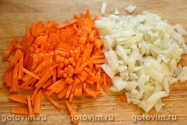 Фрикасе из кролика с соусом на желтках