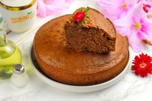 Простой шоколадный пирог из кислого молока Простой шоколадный пирог из кислого молока