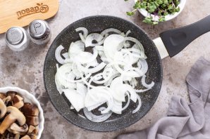 Грибная подлива из замороженных грибов