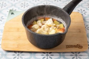 Овощной суп-пюре со сливками для ребенка Овощной суп-пюре со сливками для ребенка