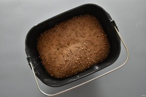 Дарницкий хлеб на закваске в хлебопечке Дарницкий хлеб на закваске в хлебопечке