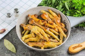 Закуска из куриных лапок Закуска из куриных лапок