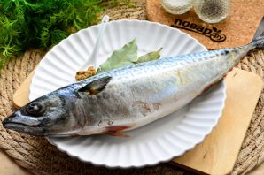 Скумбрия без рассола быстро в домашних условиях Скумбрия без рассола быстро в домашних условиях