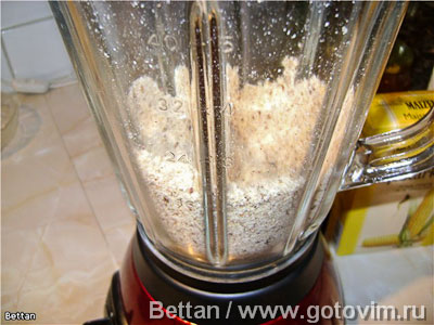 Рулет «Будапешт» из орехового безе Рулет «Будапешт» из орехового безе