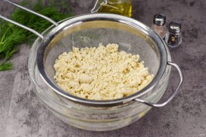 Суп "Затируха" с курицей на яйцах Суп "Затируха" с курицей на яйцах