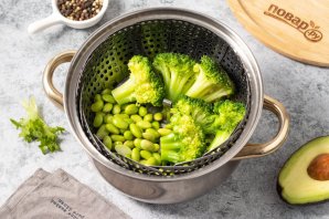 Боул с зеленой гречкой Боул с зеленой гречкой