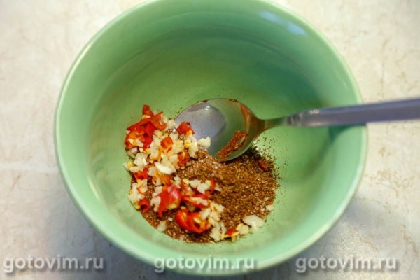Картофель в духовке, запеченный с чили, чесноком и пряностями Картофель в духовке, запеченный с чили, чесноком и пряностями