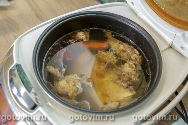 Мексиканский суп с кукурузой и горохом в мультиварке