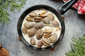 Вонголе в сливочном соусе