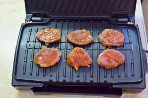 Медальоны на электрогриле Медальоны на электрогриле