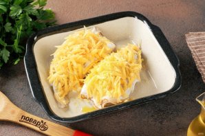 Кальмары фаршированные кабачками в духовке