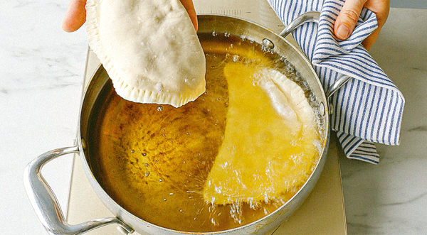 Чебуреки почти по ГОСТу, пошаговый рецепт с фото Чебуреки почти по ГОСТу, пошаговый рецепт с фото