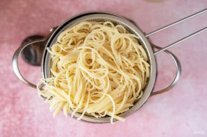 Спагетти с беконом и грибами Спагетти с беконом и грибами