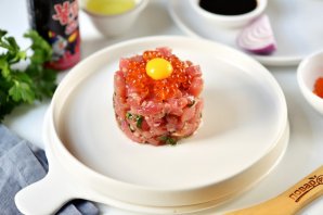 Тартар из тунца Тартар из тунца