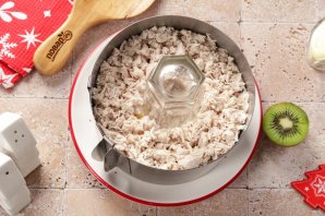 Новогодний салат "Нефритовый браслет"