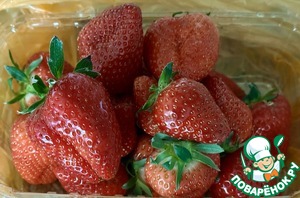 Насыпной пирог с клубникой Насыпной пирог с клубникой