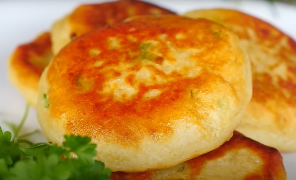 Мука, 1 яйцо и картошка. Ароматные картофельные пирожки для всей семьи
