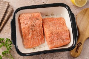 Форель с помидорами и сыром Форель с помидорами и сыром