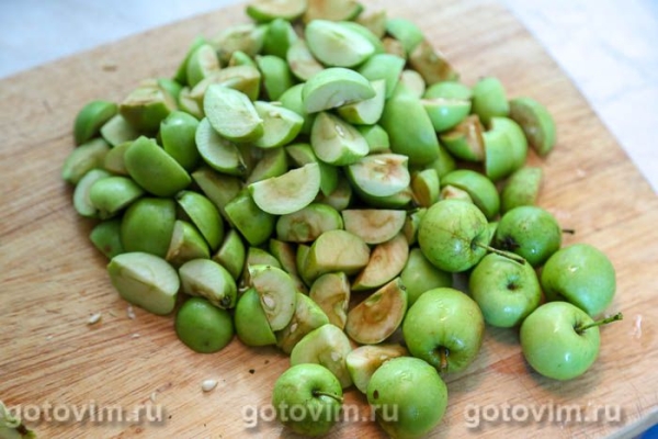 Компот из зеленых яблок с вишней Компот из зеленых яблок с вишней