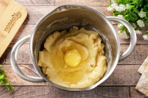 Торт из профитролей со сметанным кремом