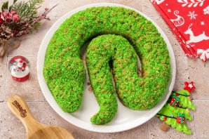 Новогодний торт "Зеленая Змея" Новогодний торт "Зеленая Змея"