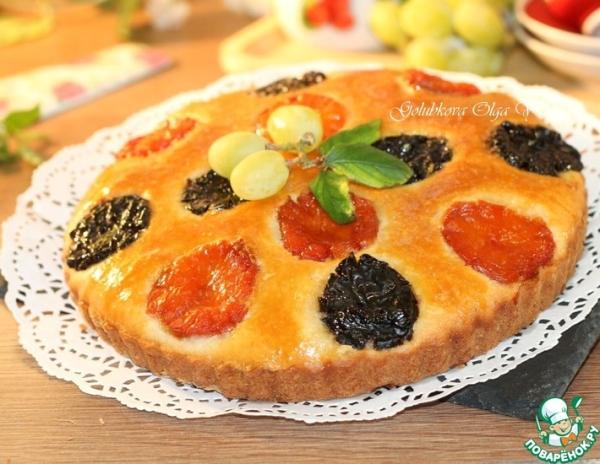 Пирог на кефире "Манник с сухофруктами" Пирог на кефире "Манник с сухофруктами"