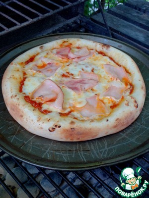Пицца с ветчиной "пикник на лайте"