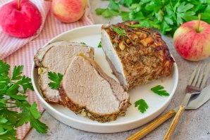 Свинина с яблоками в духовке Свинина с яблоками в духовке