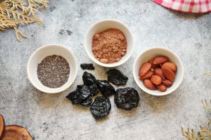 Миндальные трюфели с черносливом Миндальные трюфели с черносливом