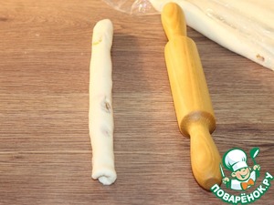 Сладкие пасхальные крученки с изюмом