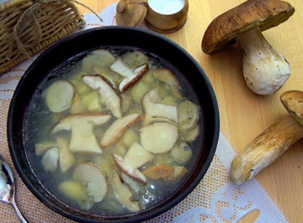 Суп с белыми грибами "бабулин"