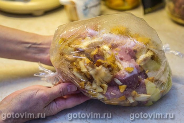 Свинина с картофелем и лисичками в пакете для запекания Свинина с картофелем и лисичками в пакете для запекания