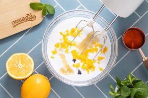 Лимонное мороженое с ванилью Лимонное мороженое с ванилью